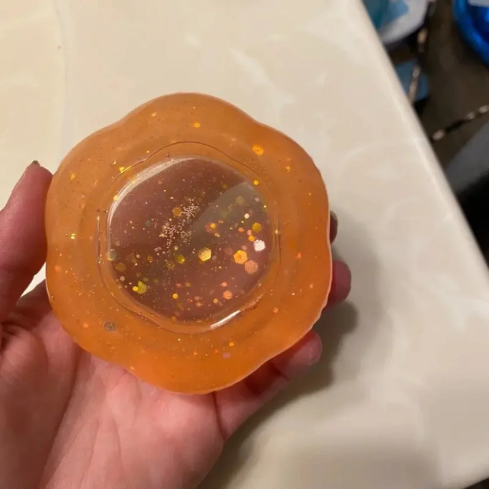 Glow in the dark jewelry/soap holder